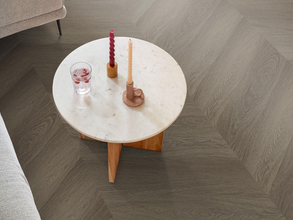 Ambiant Spigato Estino hongaarse punt dryback brown sfeerbeeld